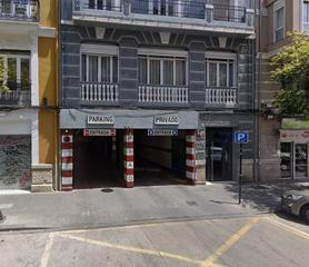 Aparcament cotxe a Carrer de sueca 45. Se vende lote 7 plazas de aparcamiento en ruzafa
