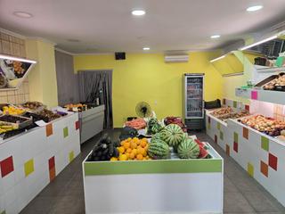 Lloguer Local Comercial  Carrer de quart. Se traspasa fruteria en la calle quart