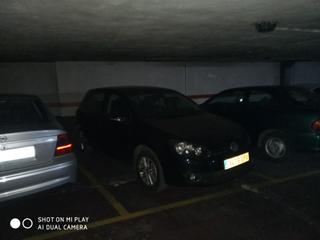 Location Parking voiture  Passatge de ventura feliu. Alquiler de plaza de garaje en arrancapins