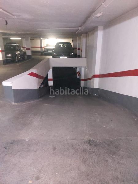 Foto f4f1683d-2b1a-4894-a394-1e33eff816c9. Parking voiture dans Arrancapins Valencia