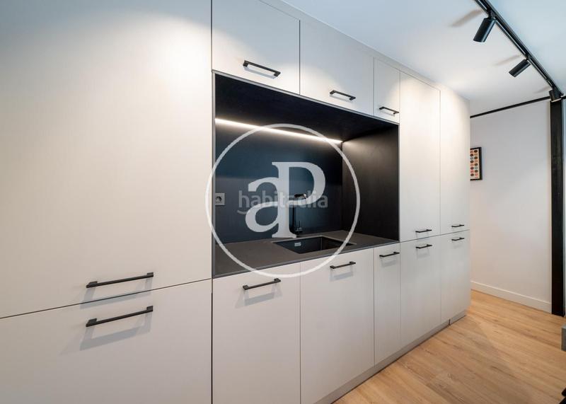 Foto 393b2259-6792-4427-b02d-418e3f9edbee. Duplex avec chauffage dans Cortes-Huertas Madrid