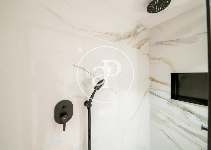 Foto 433dee1c-60c1-41c2-9f79-5a23787c2eb4. Duplex avec chauffage dans Cortes-Huertas Madrid