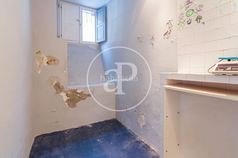 Foto 8da0f7e9-0cab-4b0b-a514-28b825740312. Piso  en venta en calle de la encarnación. en Madrid