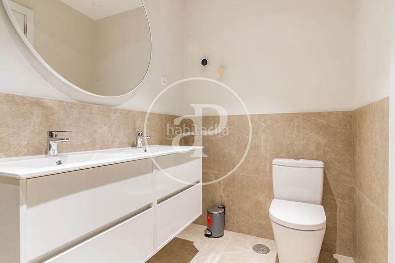 Foto 2ab1943d-a87e-4827-bdfc-cea216de7f2e. Alquiler piso  en alquiler en calle san bernardo. en Madrid