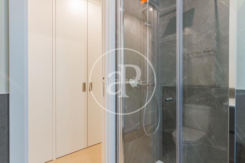 Foto 2a4e354b-1367-47f7-8fd1-e80b9df9a7f4. Rent flat with heating in Universidad-Malasaña Madrid