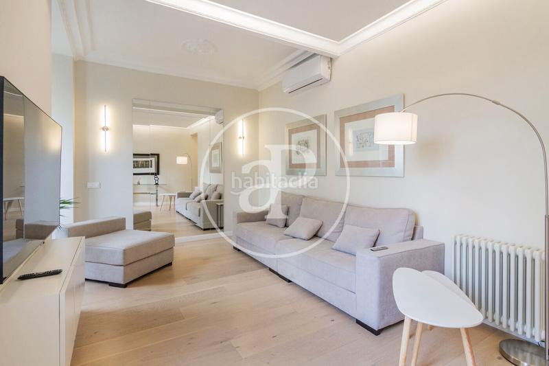 Foto f1ef29dd-32bb-47bc-869f-f5c85ced78a1. Rent flat with heating in Almagro Madrid