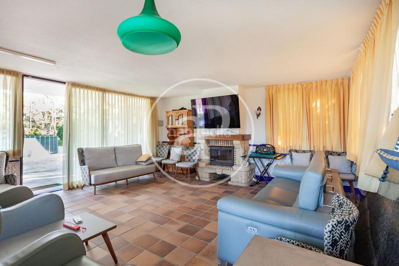 Foto d4c526a7-2612-4974-805d-aaa992a069d0. Casa con riscaldamento parcheggio piscina in Pueblo Pozuelo de Alarcón