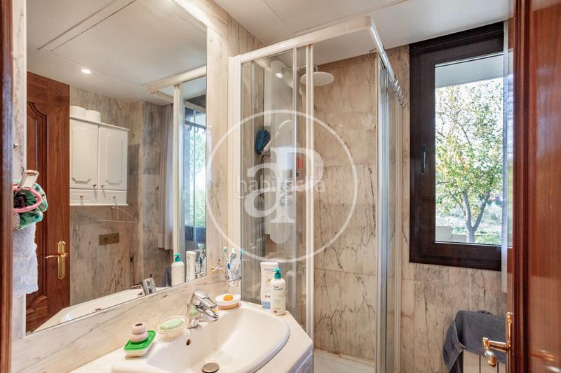 Foto f58e3fbf-790d-4202-a855-63ea81e415cd. Casa con riscaldamento parcheggio piscina in Pueblo Pozuelo de Alarcón