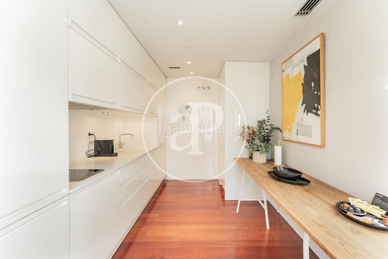 Foto 1a53cd0e-6b04-4ae1-9e0c-d01c71956ca7. Location appartement avec chauffage parking dans Castellana Madrid