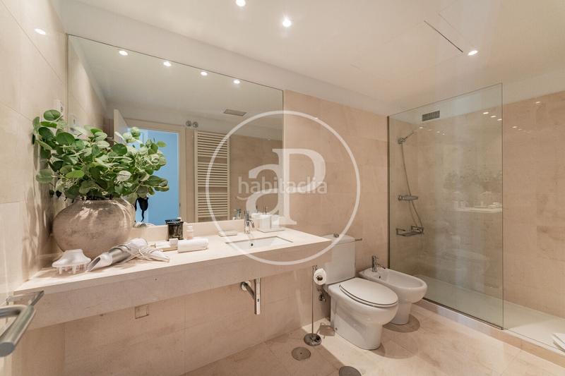 Foto ddec0318-2f24-421a-9f21-8f0aaeda5b5d. Location appartement avec chauffage parking dans Castellana Madrid