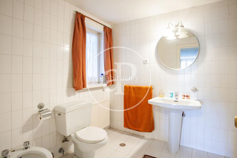 Foto 2b6376d2-154f-4344-804c-8bdf75081e2a. Casa chalet independiente en venta en Fuentelarreina. en Madrid