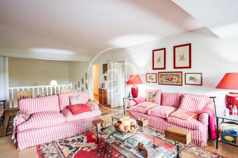 Foto 50417c99-5f61-4c0b-ab89-4f43ed26bb55. Casa chalet independiente en venta en Fuentelarreina. en Madrid