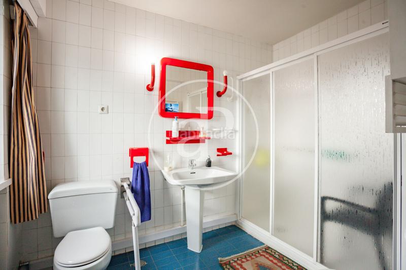 Foto abbf179b-5ff5-40b3-953a-eaa151a12e6e. Casa chalet independiente en venta en Fuentelarreina. en Madrid