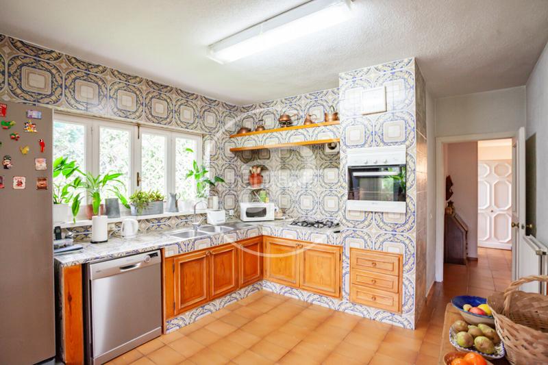 Foto c111ec45-a4be-46d9-8afe-5618192b5781. Casa chalet independiente en venta en Fuentelarreina. en Madrid