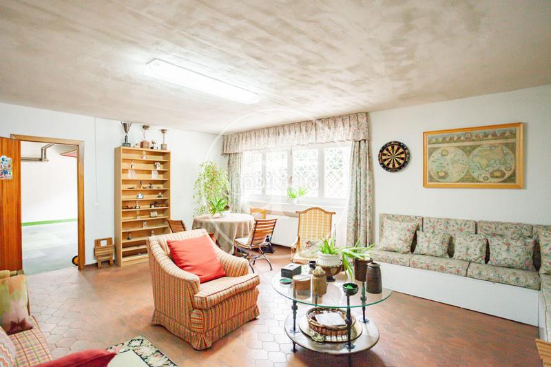 Foto cf7ed622-3bdc-40b5-bb07-e63a0710be8e. Casa chalet independiente en venta en Fuentelarreina. en Madrid