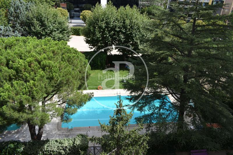 Foto 4463c95d-60bd-464f-80d1-5b5ba89499f8. Affitto appartamento in c. de agastia 71 in San Juan Bautista Madrid