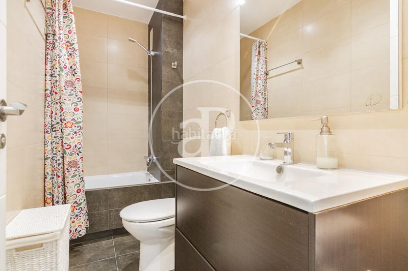 Foto d8271029-6bdb-4f2c-ba1a-9e3afe38226f. Affitto appartamento in c. de agastia 71 in San Juan Bautista Madrid