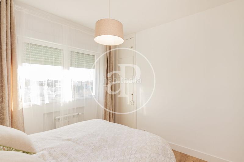 Foto c72172eb-334c-4548-ae8f-1f5755db26fc. Location appartement dans c. de agastia 71 dans San Juan Bautista Madrid