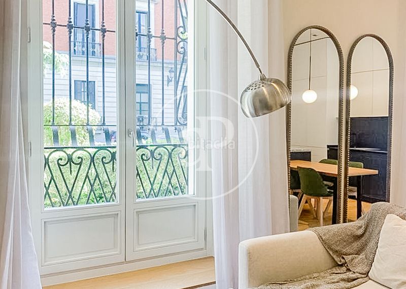 Foto bd27ba02-7ff9-4823-a467-03c3256f582f. Alquiler piso  en alquiler en calle barquillo en Madrid