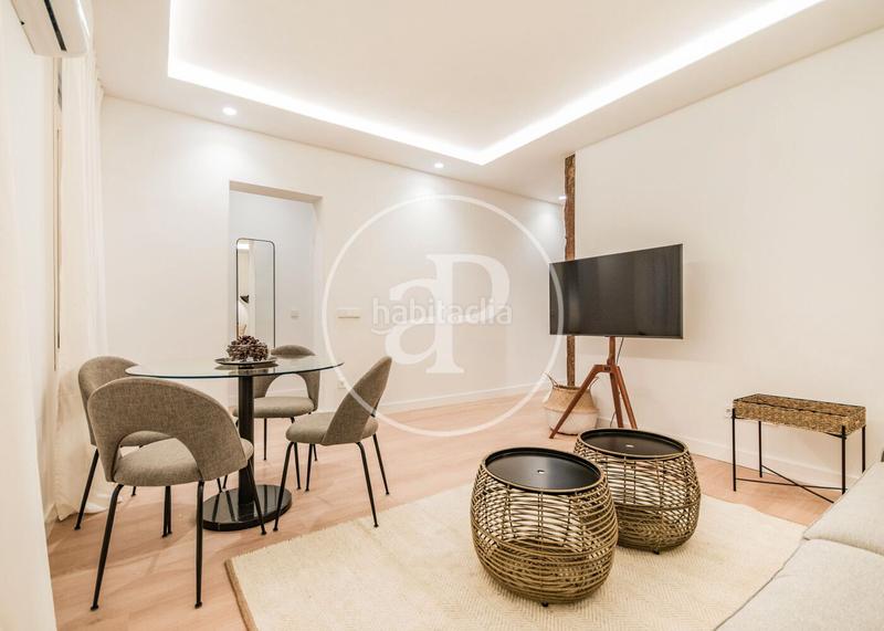 Foto 68579b8e-7fdc-4520-aa49-5bd3d890db04. Location appartement avec chauffage dans Sol Madrid