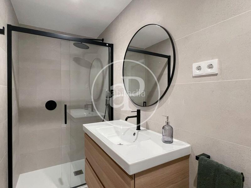 Foto 99a5bdc6-adc9-459c-bd9f-7976783f2ac9. Location appartement avec chauffage dans Sol Madrid