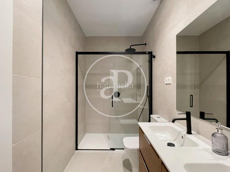 Foto 55c7cd4a-f7ed-41ad-869e-9ca89ca51517. Miete etagenwohnung mit heizung in Sol Madrid