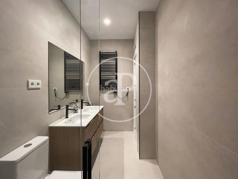 Foto a3549b3f-14e5-46a2-a496-9688ac34e073. Rent flat with heating in Sol Madrid