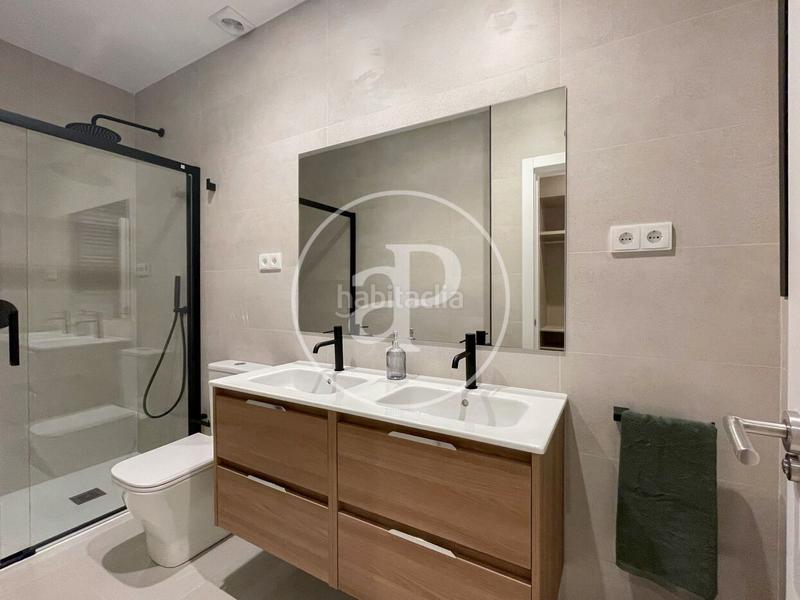 Foto be8ea576-bfa3-47d9-bb8b-10c04fd474f5. Rent flat with heating in Sol Madrid