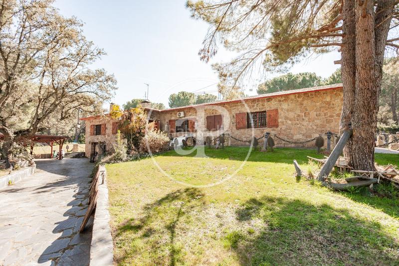 Foto 7269baf5-445e-4e4a-ad85-5758760d9d5a. Casa chalet en venta en Valdepastores-Las Encinas Boadilla del Monte