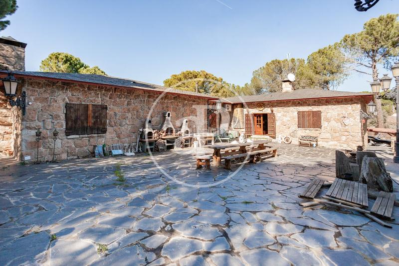 Foto 81aac368-f93a-473e-be2b-77ad9a37b8ae. Casa chalet en venta en Valdepastores-Las Encinas Boadilla del Monte