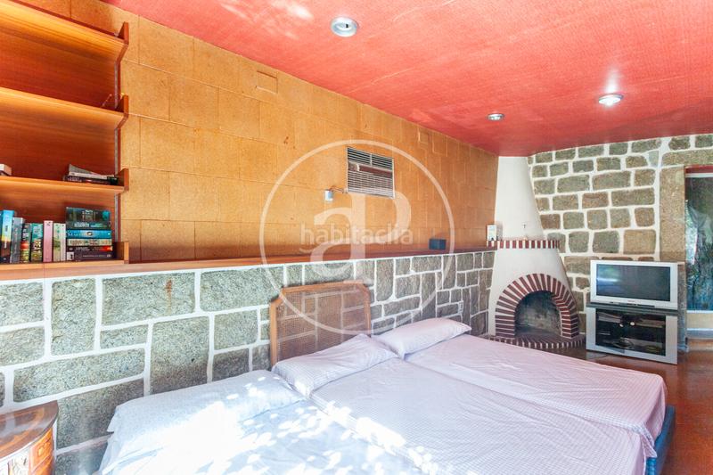Foto b7330cff-4e40-42f9-af1e-746536b5bf56. Casa chalet individual en venta en Colonia en Colonia Torrelodones