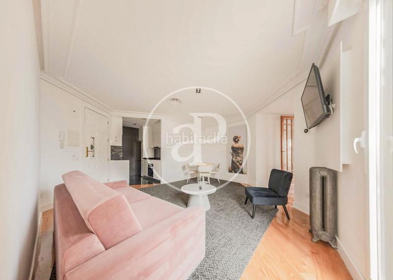 Foto a77e1875-59ff-45fd-9f45-49b5b027a3ad. Location attique avec chauffage dans Cortes-Huertas Madrid