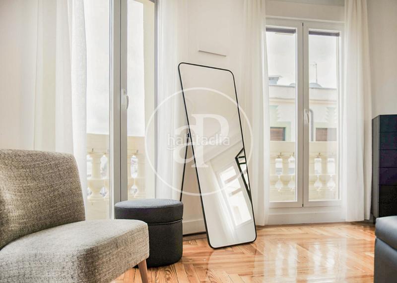 Foto a92374bd-99a4-4dcb-a545-76bc24ecf4e8. Location attique avec chauffage dans Cortes-Huertas Madrid