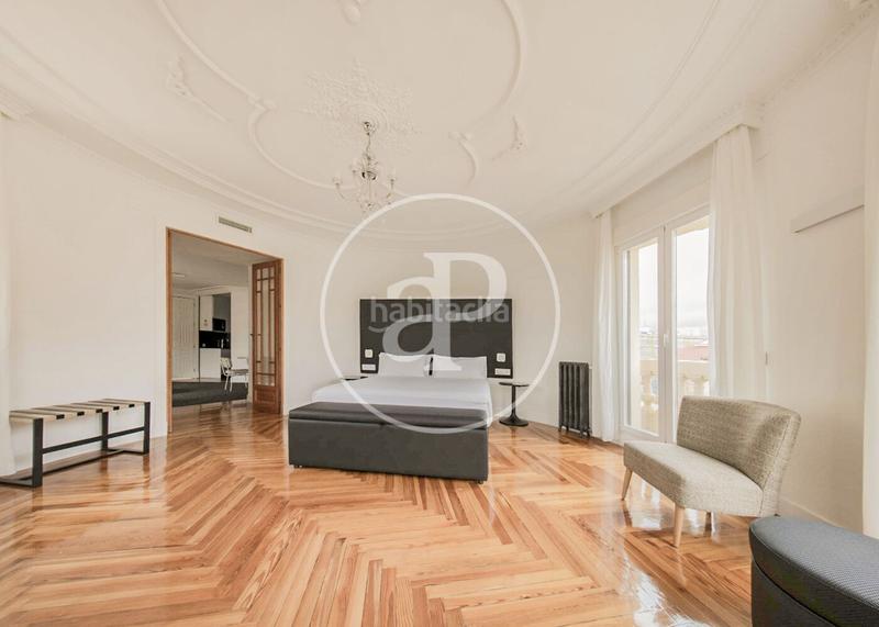 Foto dd6e30a3-dcb2-412e-944f-2fda5c9acff4. Location attique avec chauffage dans Cortes-Huertas Madrid