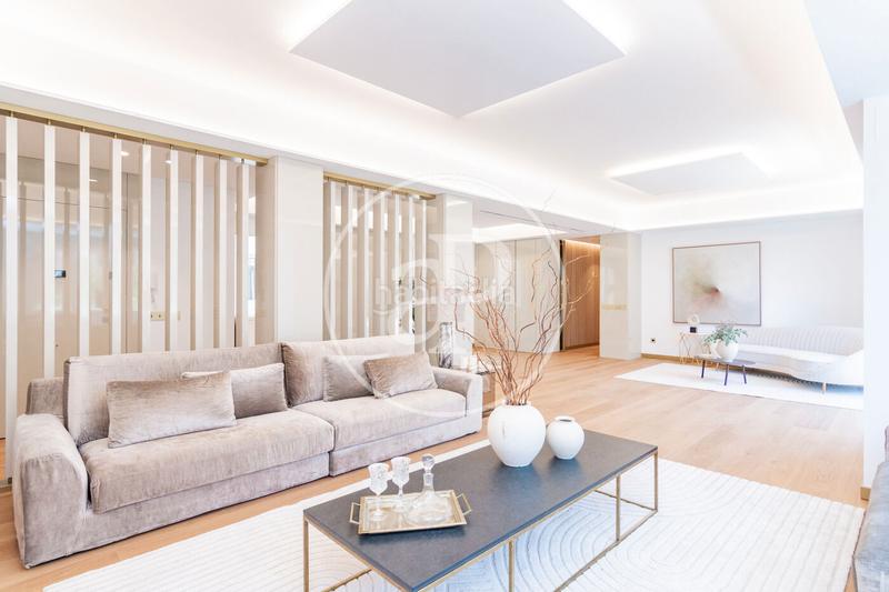 Foto d2518796-b25f-429e-8216-d2fa22fb706e. Piso  en venta en calle Goya en Goya Madrid