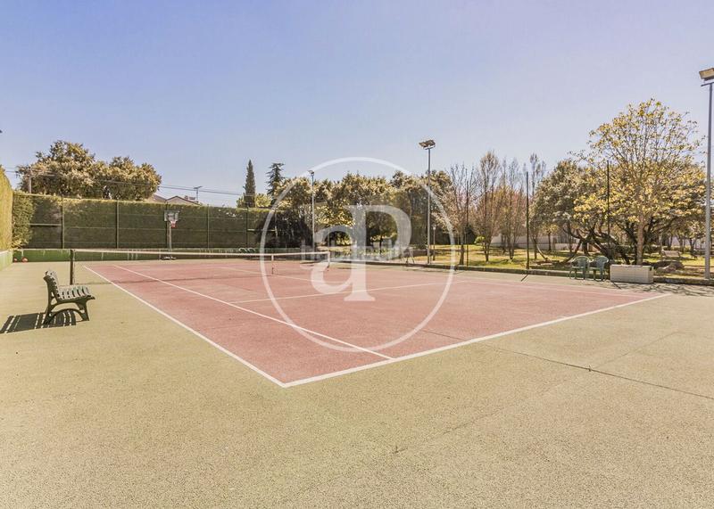 Foto 2394c651-fcbd-4533-bf61-a61993ad66bf. Casa con riscaldamento parcheggio piscina in Eurovillas Nuevo Baztán