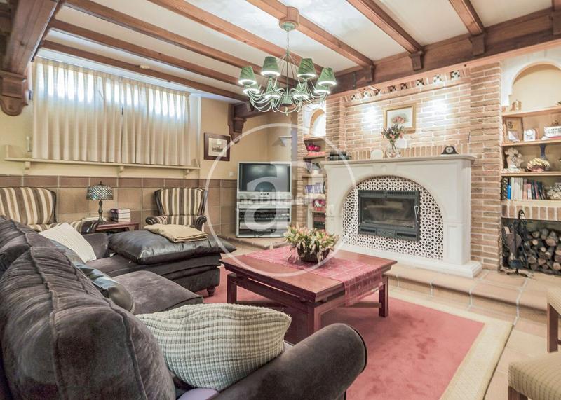 Foto 5326e300-9781-49ed-b849-51db08451d6e. Casa con riscaldamento parcheggio piscina in Eurovillas Nuevo Baztán