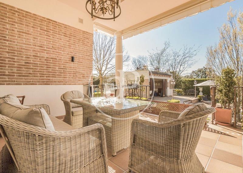 Foto 5b362233-2dd6-4913-ab47-e868bdb5e104. Casa con riscaldamento parcheggio piscina in Eurovillas Nuevo Baztán