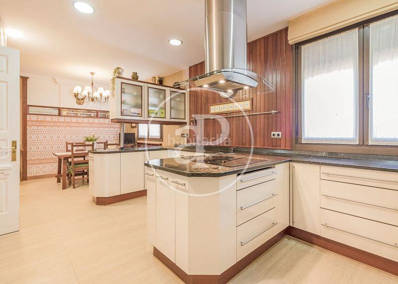 Foto 70b4fab8-1e40-4fc4-ade9-bef68e426147. Casa con riscaldamento parcheggio piscina in Eurovillas Nuevo Baztán