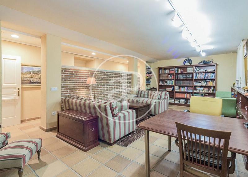 Foto 7e75c5b0-3f8d-4542-b404-ebe2d640fce4. Casa con riscaldamento parcheggio piscina in Eurovillas Nuevo Baztán