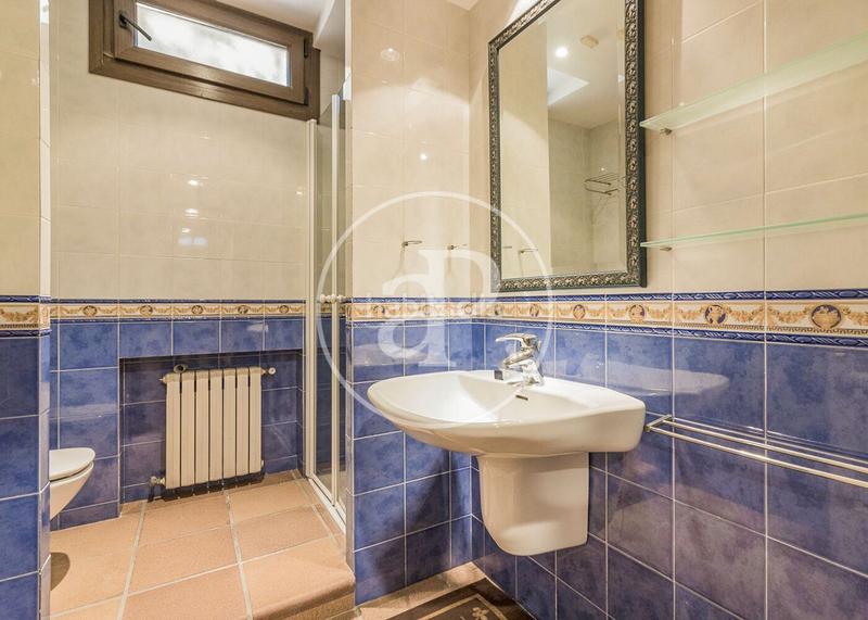 Foto dad09760-a138-4b98-8b73-9d46bd8fcb7b. Casa con riscaldamento parcheggio piscina in Eurovillas Nuevo Baztán