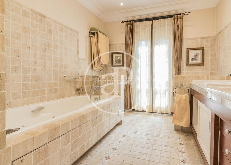 Foto fe16eac1-fe1d-4474-b2f0-35703378a819. Casa con riscaldamento parcheggio piscina in Eurovillas Nuevo Baztán