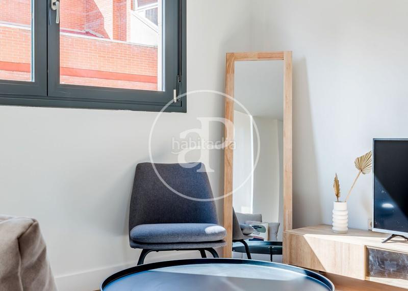 Foto 8cc3a0e4-492a-4c35-9b95-650b43beff71. Alquiler piso  en alquiler en plaza castilla en Madrid