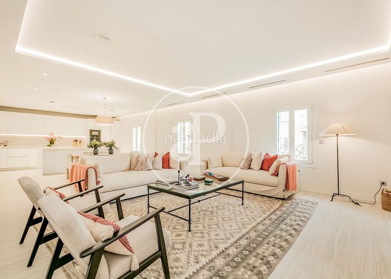 Foto 33bdfa43-872e-45aa-816e-b21c592f4ceb. Lloguer pis amb calefacció a Castellana Madrid