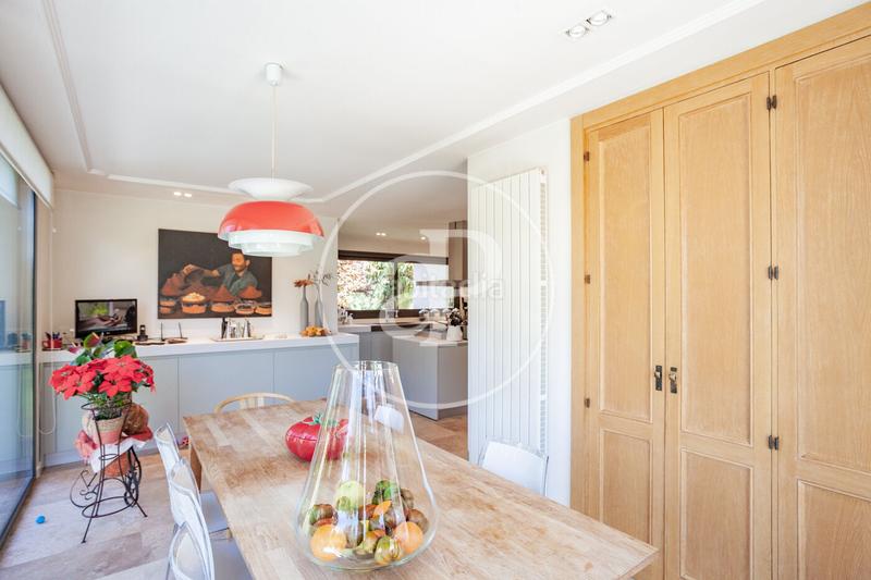 Foto ccb0c98c-f2b7-41db-9791-067623b04998. Casa amb calefacció aparcament piscina a Monte el Pilar Majadahonda