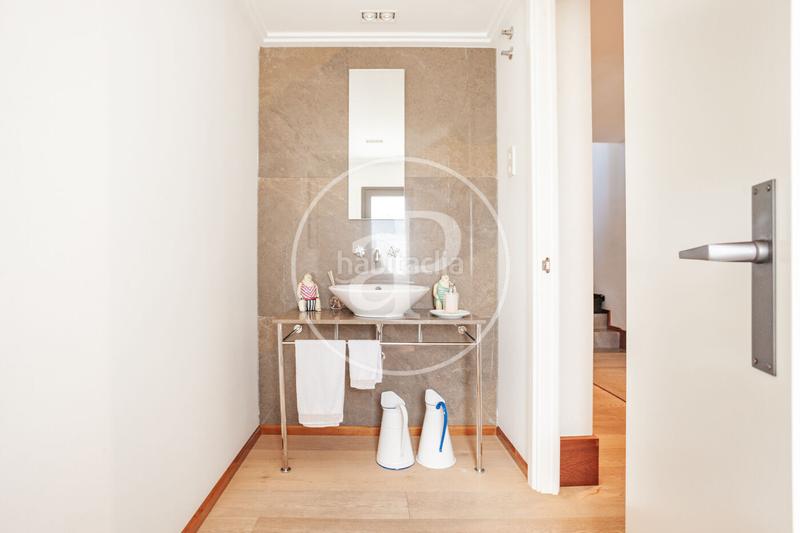 Foto f14b00de-3edb-4503-93b2-ce00c5128fab. Casa amb calefacció aparcament piscina a Monte el Pilar Majadahonda