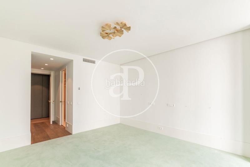 Foto 898ca281-8c49-4f8e-9a6d-c6f1a394c476. Location appartement avec chauffage parking piscine dans Madrid