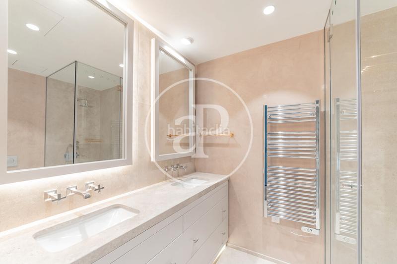 Foto 8b949045-f487-4bfa-8c2b-c5d214bf73ee. Location appartement avec chauffage parking piscine dans Madrid
