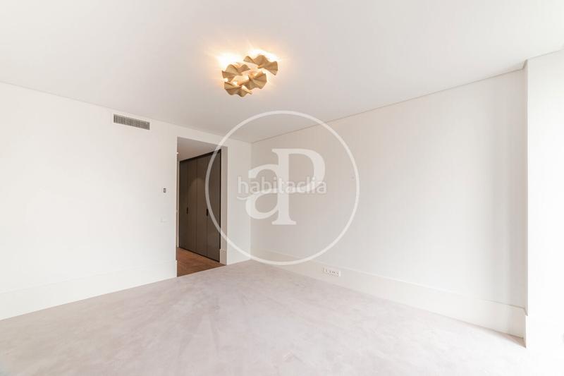 Foto f423e251-9fff-42fa-85bc-22bc83b69fd2. Location appartement avec chauffage parking piscine dans Madrid