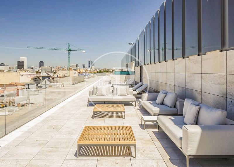 Foto e4b46b3f-548c-4abd-8caa-b2bde002a894. Rent flat with heating parking pool in Castellana Madrid